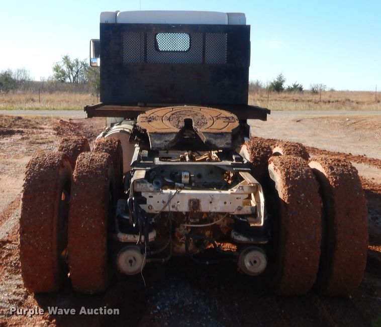 image for item HW9106 1990 Kenworth T660  semi truck