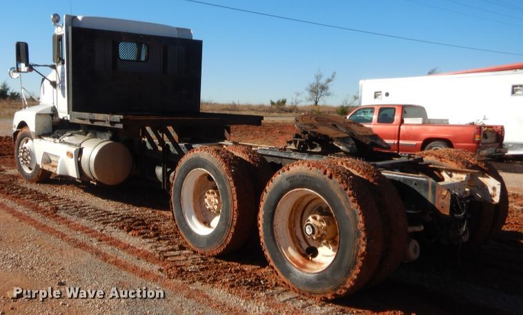 image for item HW9106 1990 Kenworth T660  semi truck