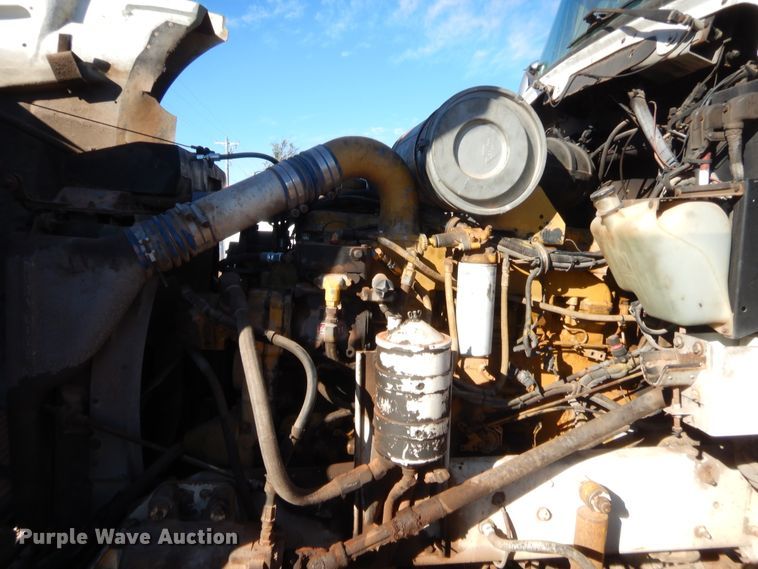 image for item HW9106 1990 Kenworth T660  semi truck