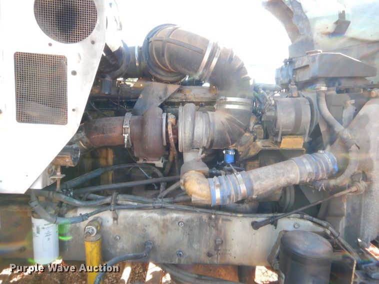 image for item HW9106 1990 Kenworth T660  semi truck