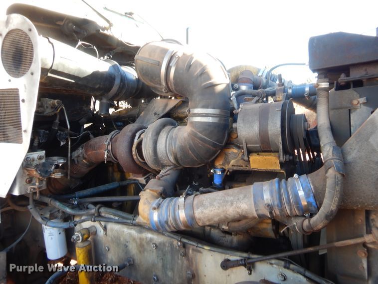 image for item HW9106 1990 Kenworth T660  semi truck