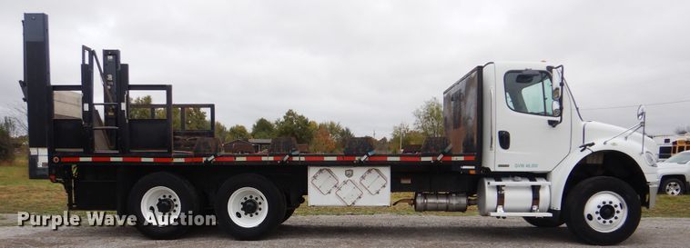 image for item HX9007 2010 Freightliner Business Class M2  flatbed truck