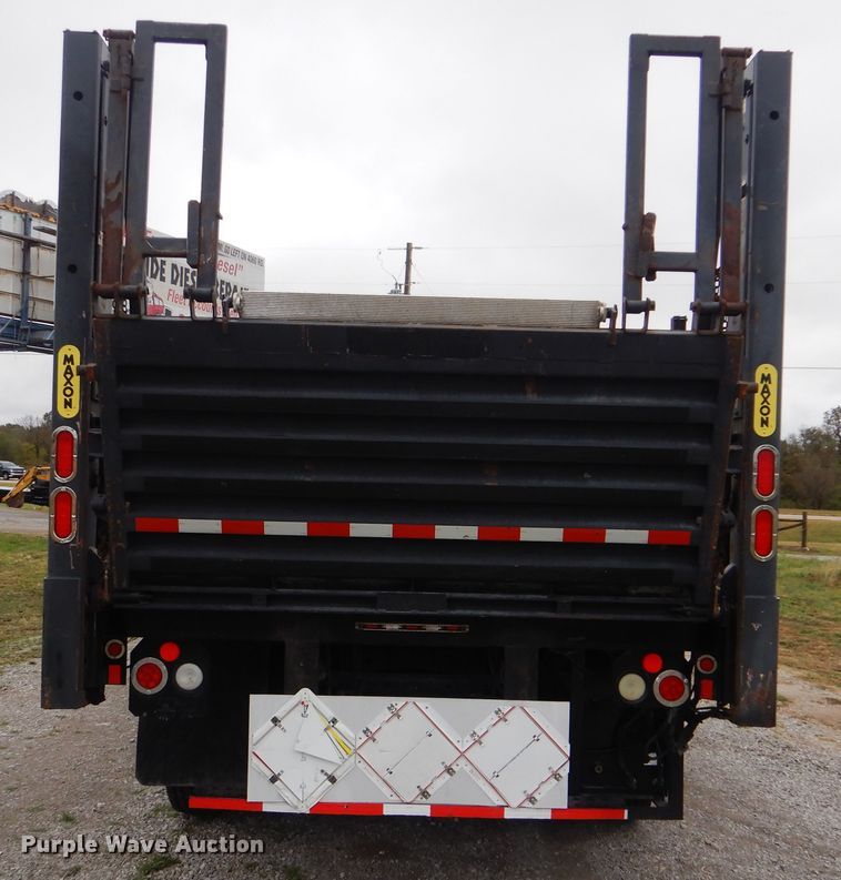 image for item HX9007 2010 Freightliner Business Class M2  flatbed truck