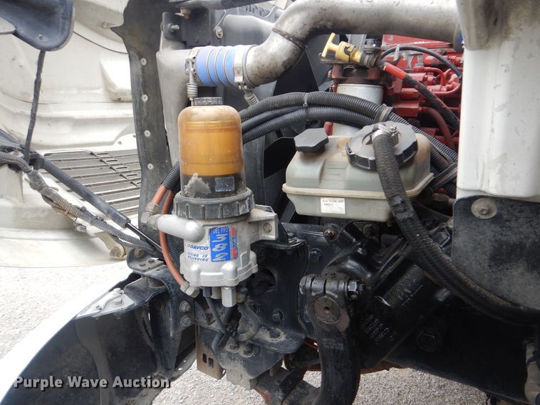 image for item HX9007 2010 Freightliner Business Class M2  flatbed truck