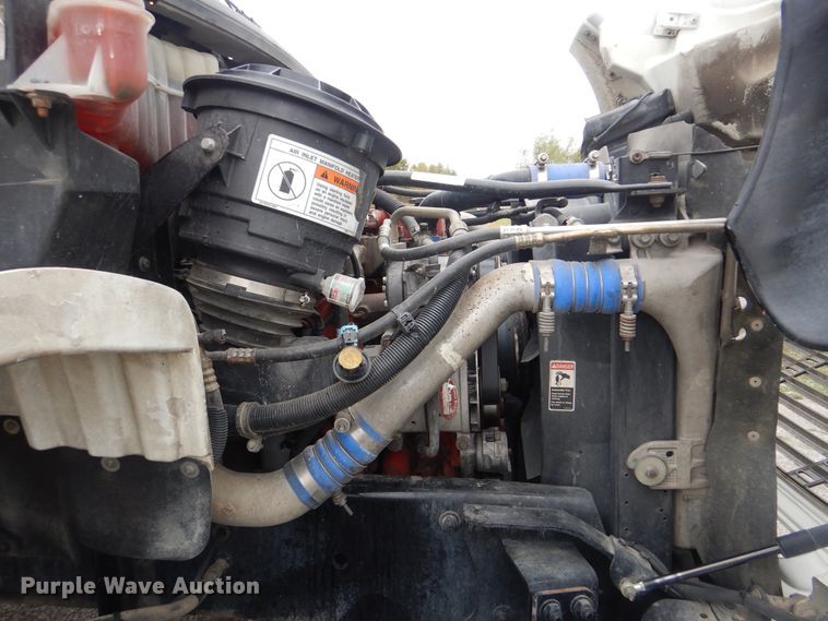 image for item HX9007 2010 Freightliner Business Class M2  flatbed truck