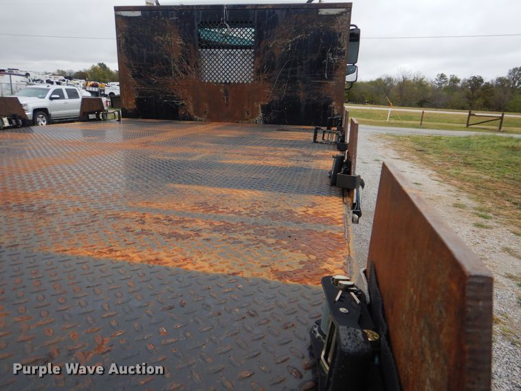 image for item HX9007 2010 Freightliner Business Class M2  flatbed truck