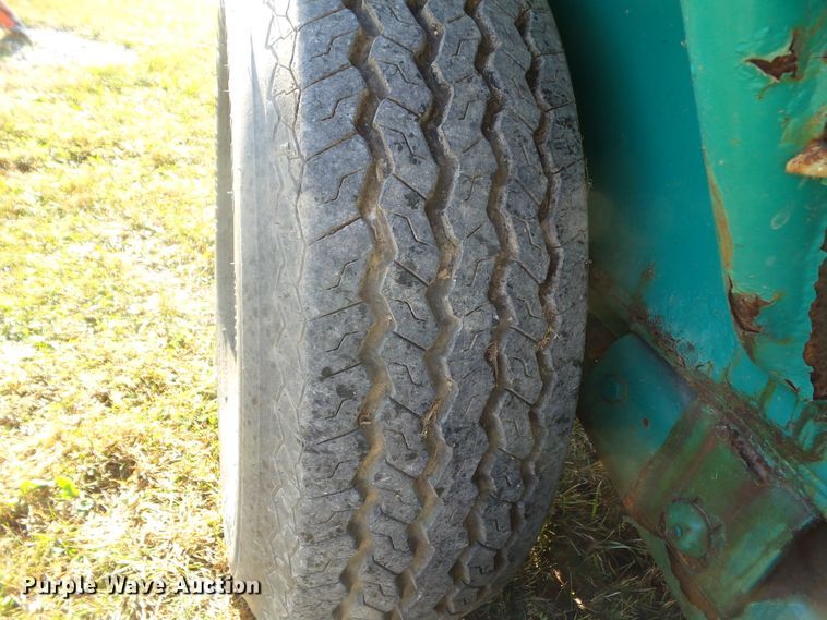 image for item DF0956 1999 Onan 250DQAB-501  generator