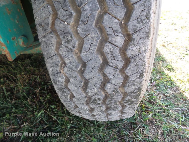 image for item DF0956 1999 Onan 250DQAB-501  generator