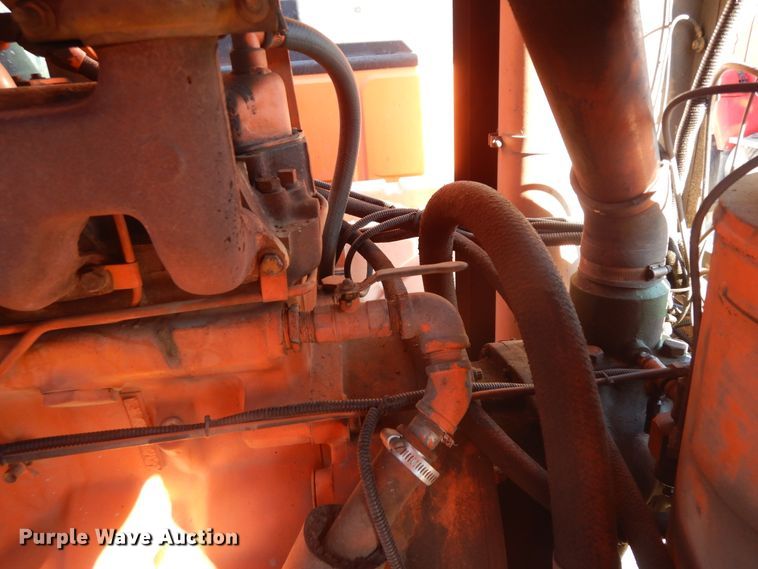 image for item DF6727 1992 Ford Cargo 7000  paint striper truck