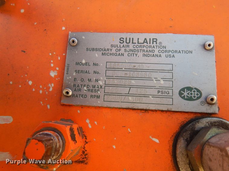 image for item DF6727 1992 Ford Cargo 7000  paint striper truck