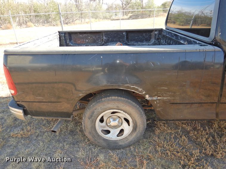 image for item DG1480 2002 Ford F150  SuperCab pickup truck