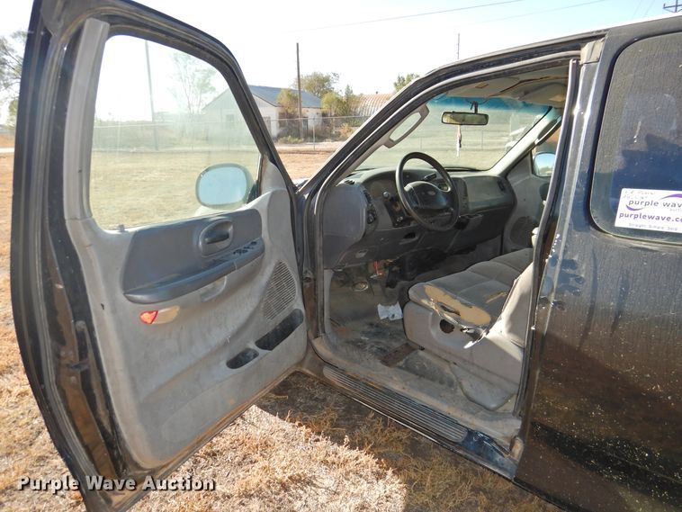 image for item DG1480 2002 Ford F150  SuperCab pickup truck