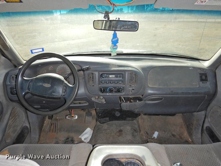 image for item DG1480 2002 Ford F150  SuperCab pickup truck