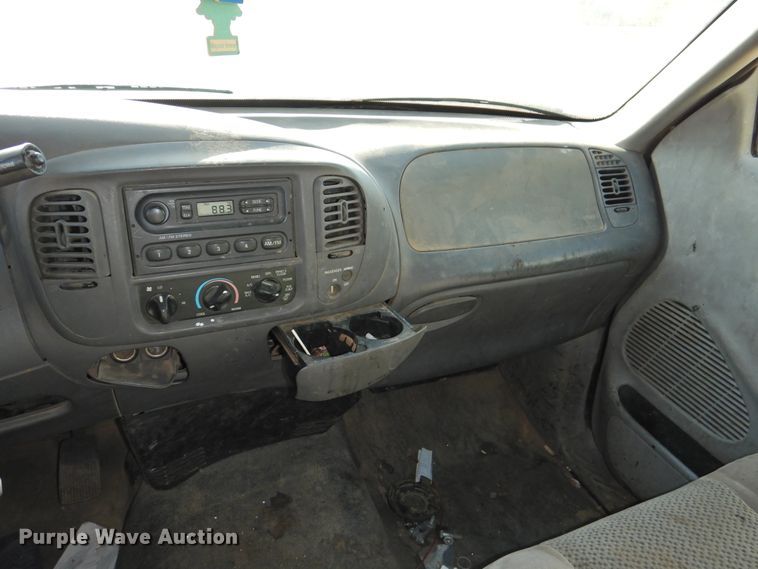 image for item DG1480 2002 Ford F150  SuperCab pickup truck