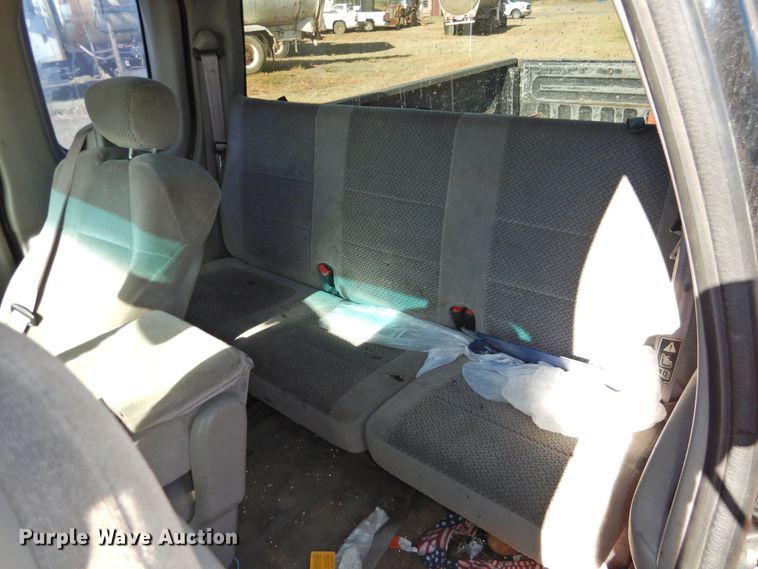 image for item DG1480 2002 Ford F150  SuperCab pickup truck