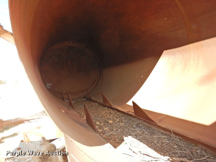 image for item DG1483 1990 International 4900  refuse truck