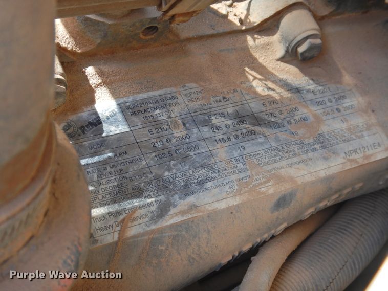 image for item DG1483 1990 International 4900  refuse truck