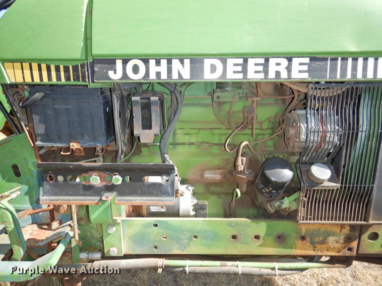 image for item DG1484 1988 John Deere 2355  tractor