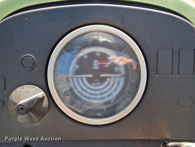 image for item DG1484 1988 John Deere 2355  tractor