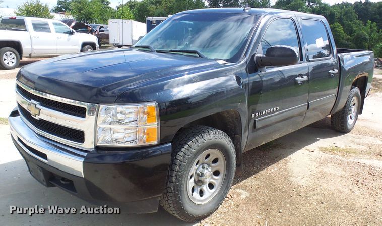 image for item DG2092 2009 Chevrolet Silverado 1500  Crew Cab pickup truck