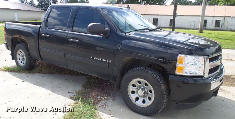 image for item DG2092 2009 Chevrolet Silverado 1500  Crew Cab pickup truck
