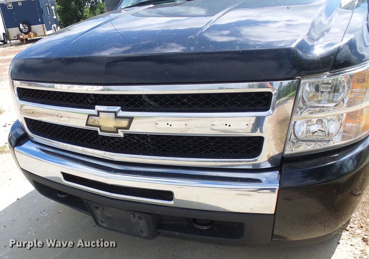 image for item DG2092 2009 Chevrolet Silverado 1500  Crew Cab pickup truck