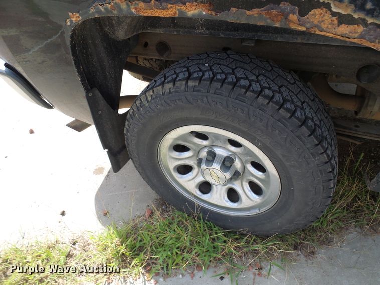 image for item DG2092 2009 Chevrolet Silverado 1500  Crew Cab pickup truck