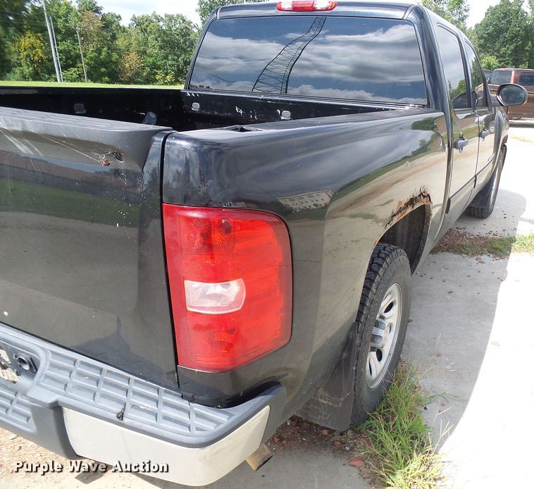 image for item DG2092 2009 Chevrolet Silverado 1500  Crew Cab pickup truck