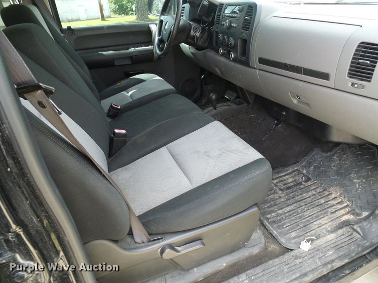 image for item DG2092 2009 Chevrolet Silverado 1500  Crew Cab pickup truck