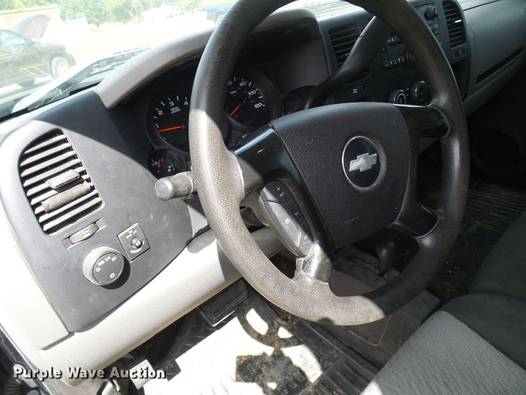 image for item DG2092 2009 Chevrolet Silverado 1500  Crew Cab pickup truck