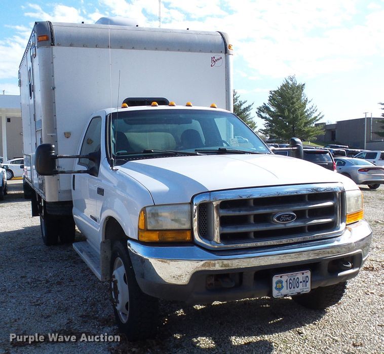image for item DG2124 1999 Ford F450 Super Duty  command center truck