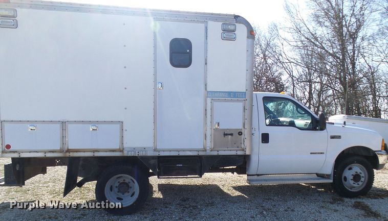 image for item DG2124 1999 Ford F450 Super Duty  command center truck