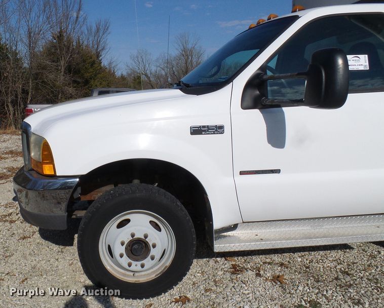 image for item DG2124 1999 Ford F450 Super Duty  command center truck