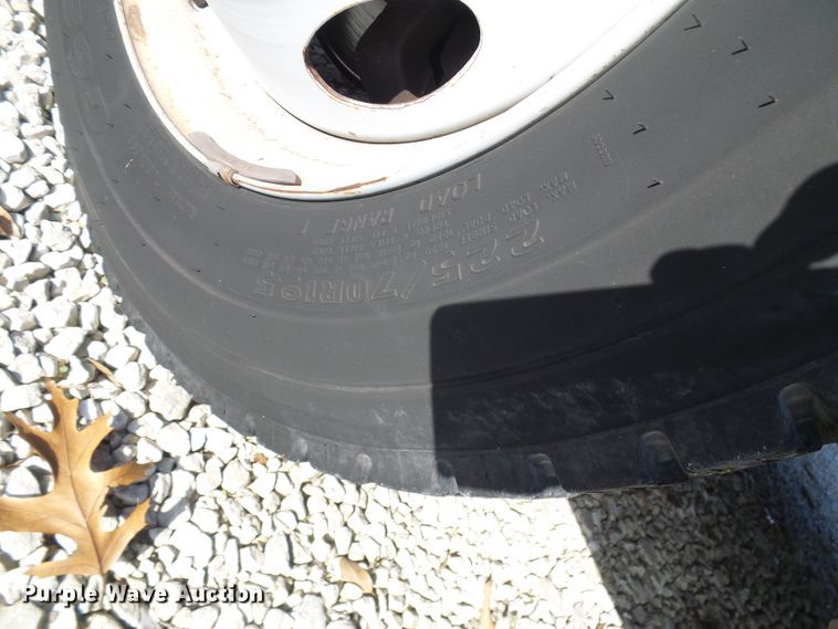 image for item DG2124 1999 Ford F450 Super Duty  command center truck