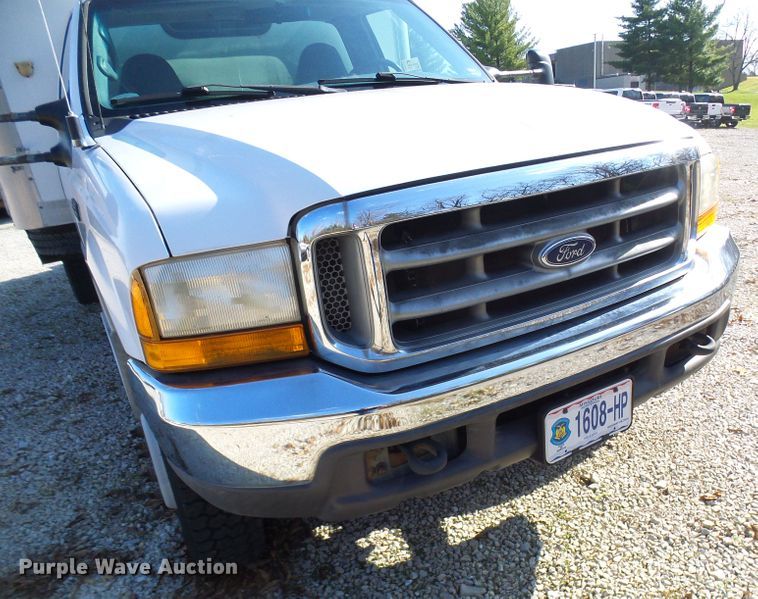 image for item DG2124 1999 Ford F450 Super Duty  command center truck