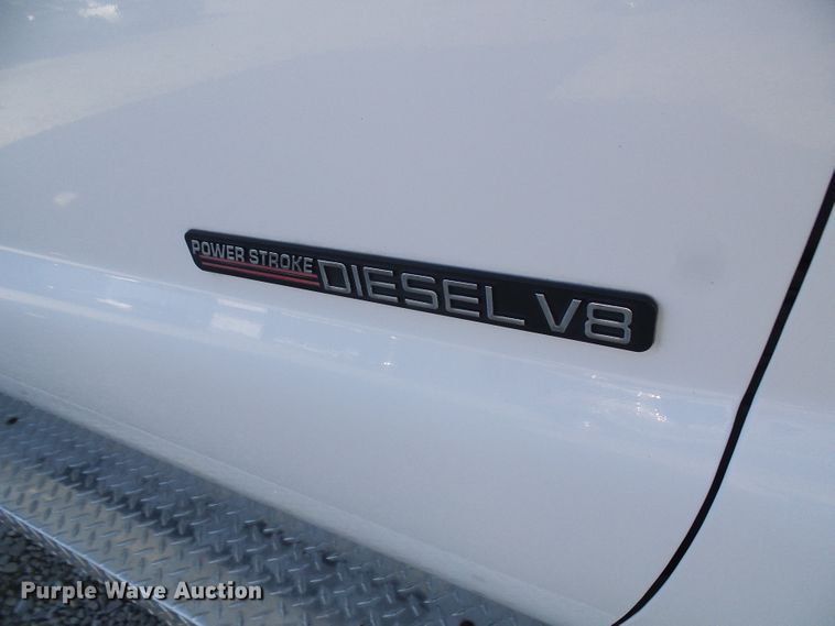 image for item DG2124 1999 Ford F450 Super Duty  command center truck