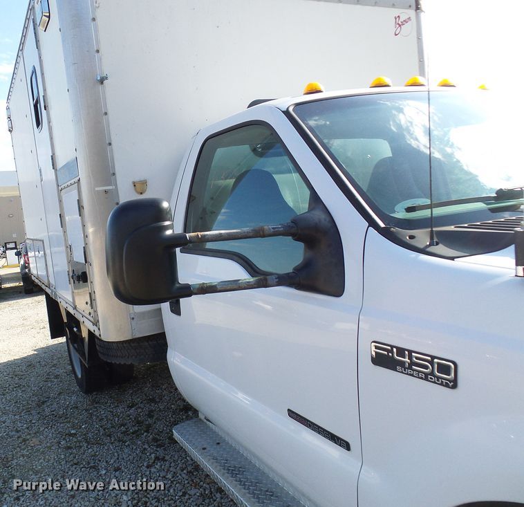 image for item DG2124 1999 Ford F450 Super Duty  command center truck