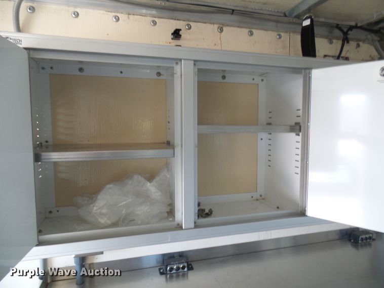 image for item DG2124 1999 Ford F450 Super Duty  command center truck