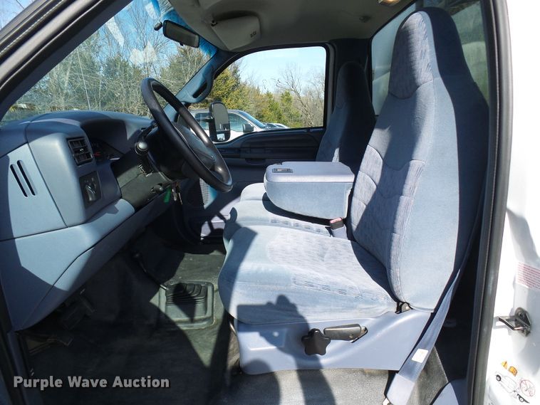 image for item DG2124 1999 Ford F450 Super Duty  command center truck