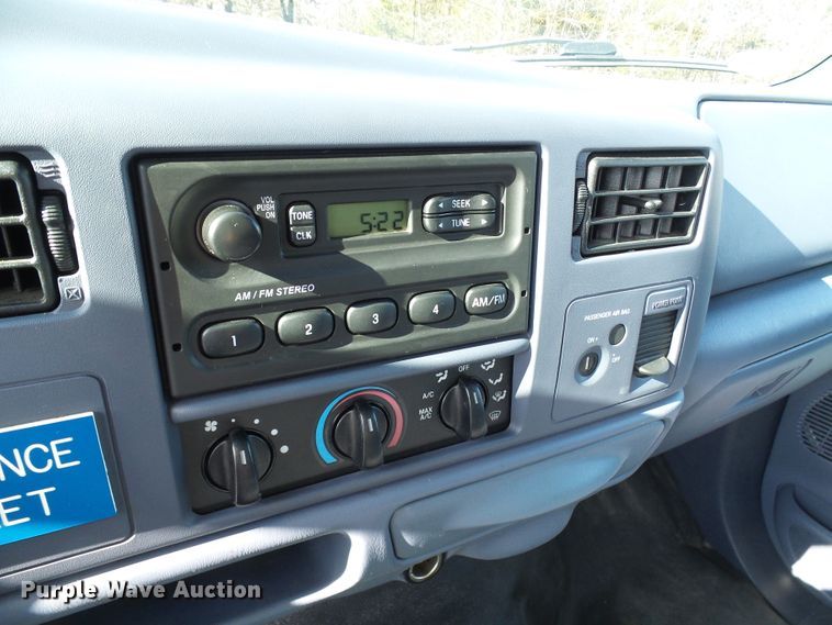 image for item DG2124 1999 Ford F450 Super Duty  command center truck