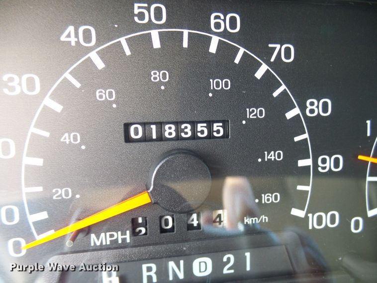 image for item DG2124 1999 Ford F450 Super Duty  command center truck