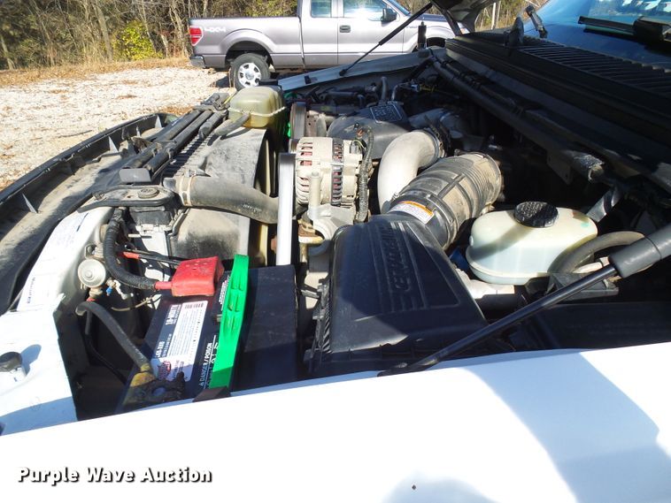 image for item DG2124 1999 Ford F450 Super Duty  command center truck