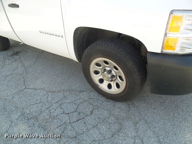 image for item DG2127 2007 Chevrolet Silverado 1500  pickup truck