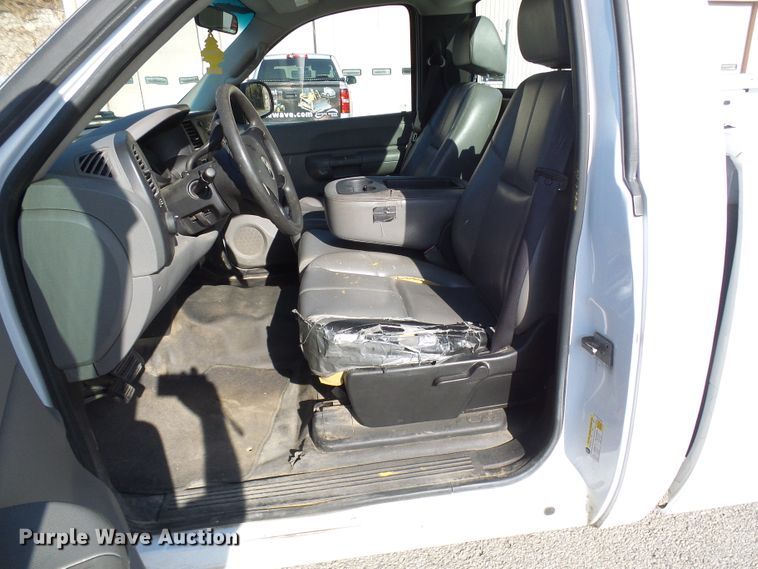 image for item DG2127 2007 Chevrolet Silverado 1500  pickup truck