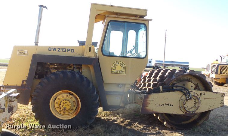 image for item DG8377 1987 Bomag BW213PD  vibratory single drum roller