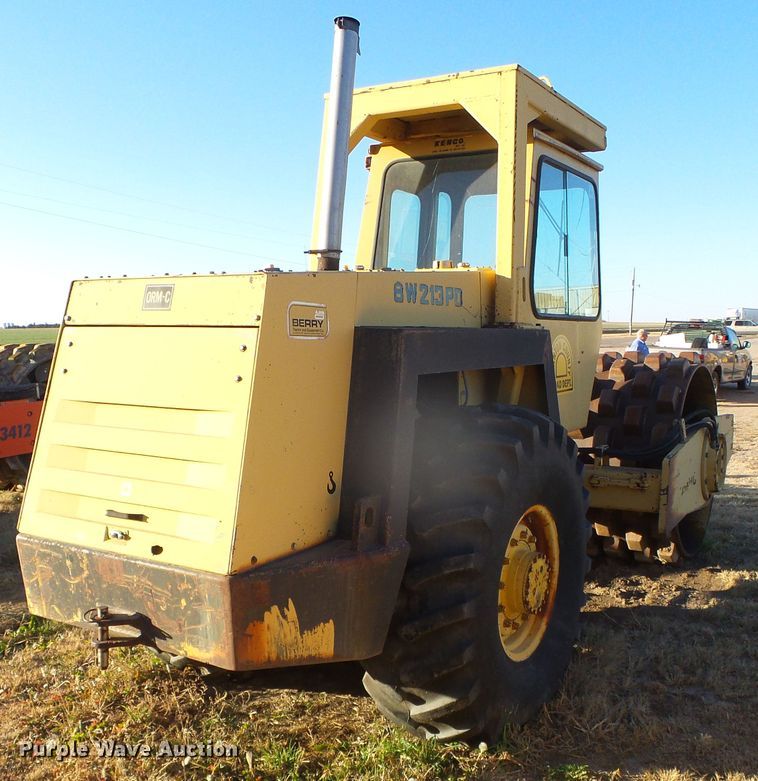 image for item DG8377 1987 Bomag BW213PD  vibratory single drum roller