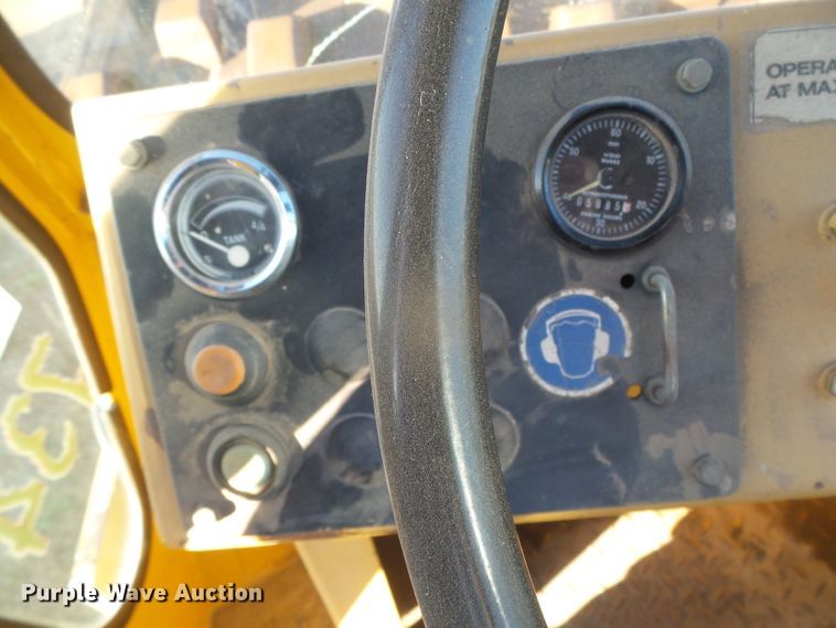 image for item DG8377 1987 Bomag BW213PD  vibratory single drum roller