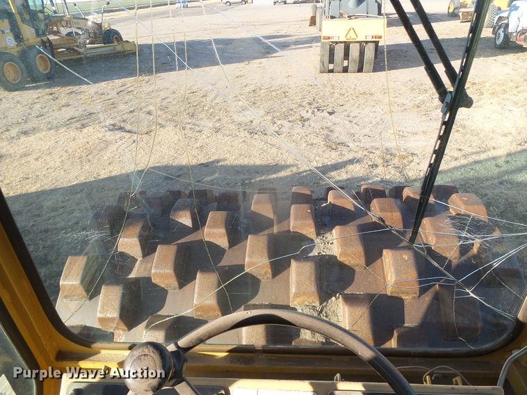 image for item DG8377 1987 Bomag BW213PD  vibratory single drum roller