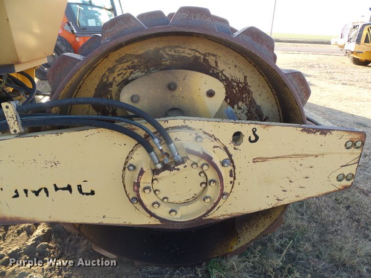 image for item DG8377 1987 Bomag BW213PD  vibratory single drum roller