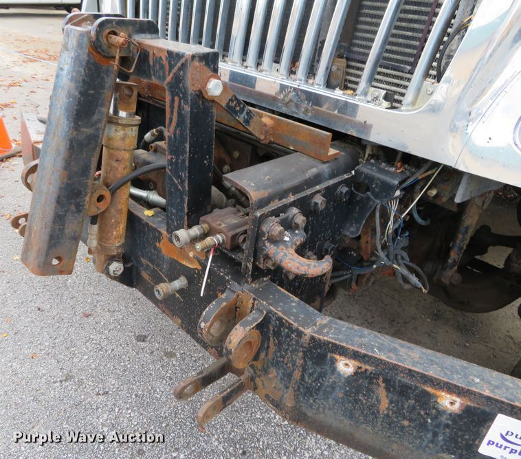 image for item DH0513 2006 International 7400  dump truck